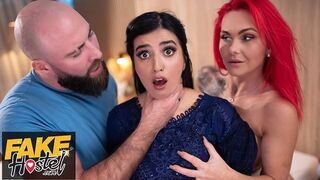 Szégyenlős pakisztáni kis csaj felébred szexuálisan egy édeshármasban kéjenc brit párral