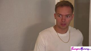 Kenzie Love figyeli, hogy a nevelő fia megkeféli a szűz punciját – szigorú anyai tanács